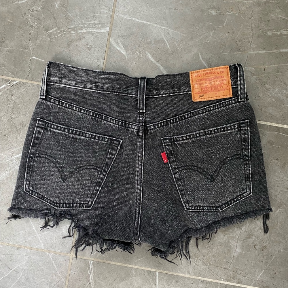 Levi’s 501 Shorts Distressed Black